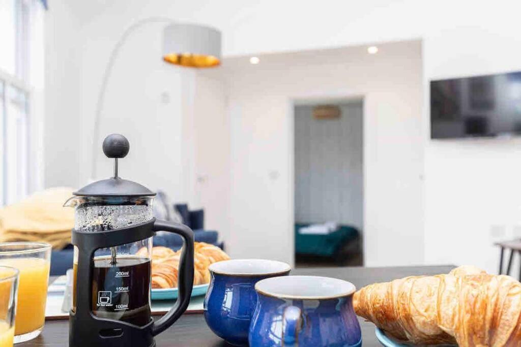 Sleeps 6 The Lovely Lymington Lock Off 外观 照片